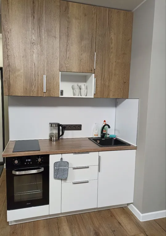 Сиреневая квартира с панорамой на город