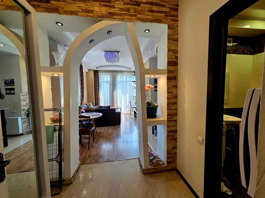 Комфортная квартира в старом Тбилиси