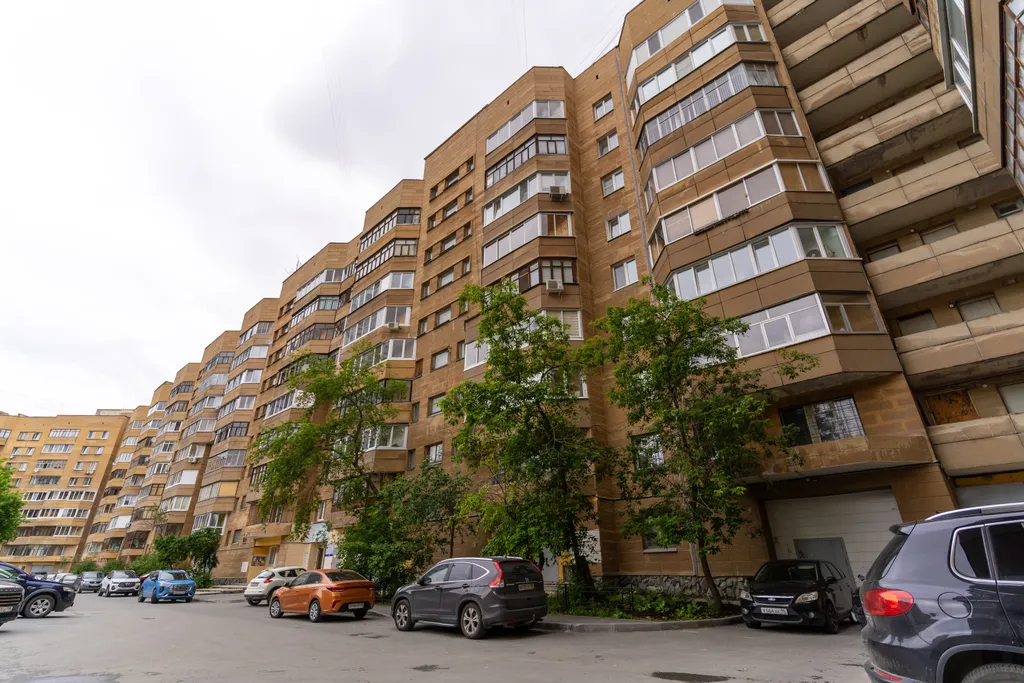 Просторная квартира с гидромассажной ванной и балконом