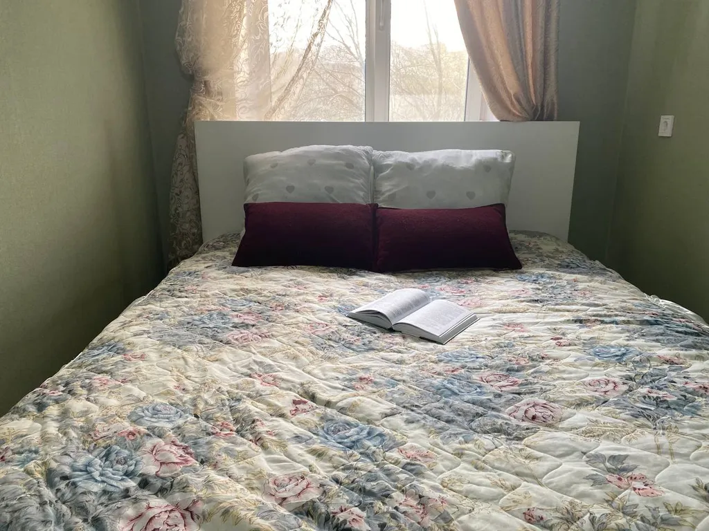 Комфортная квартира с ортопедической подушкой и матрасом