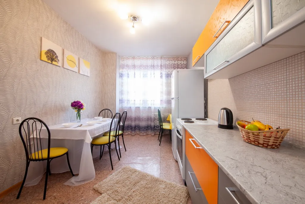 Двухкoмнатная квaртиpа нaпpотив TРЦ Плaнeта