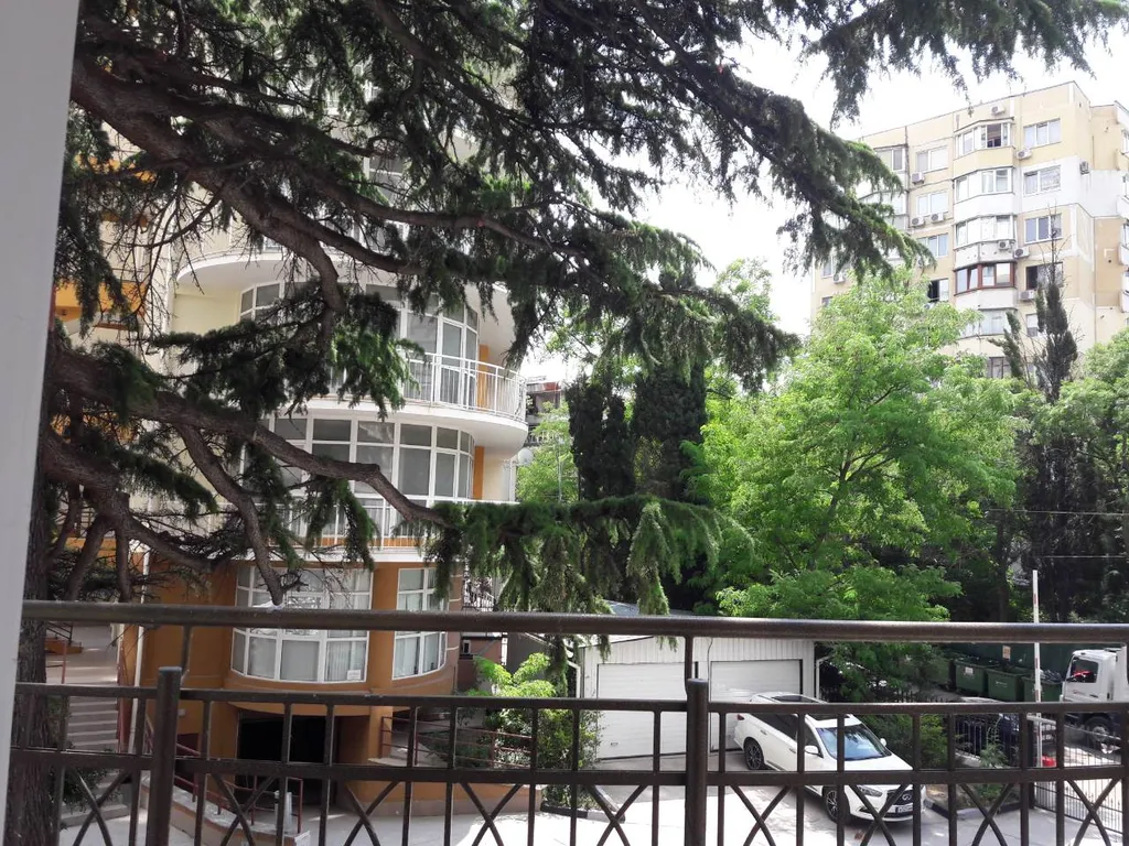 Апартаменты возле набережной