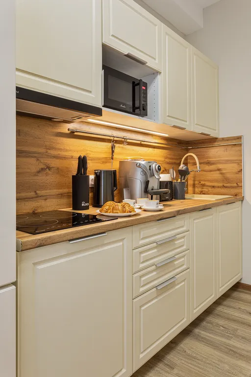 FullHouseApart Трехместные апартаменты на вокзальной площади