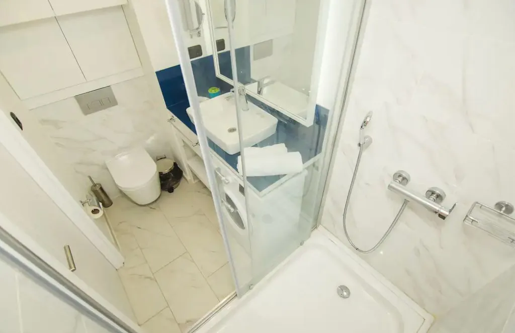 Orbi City View 22-25