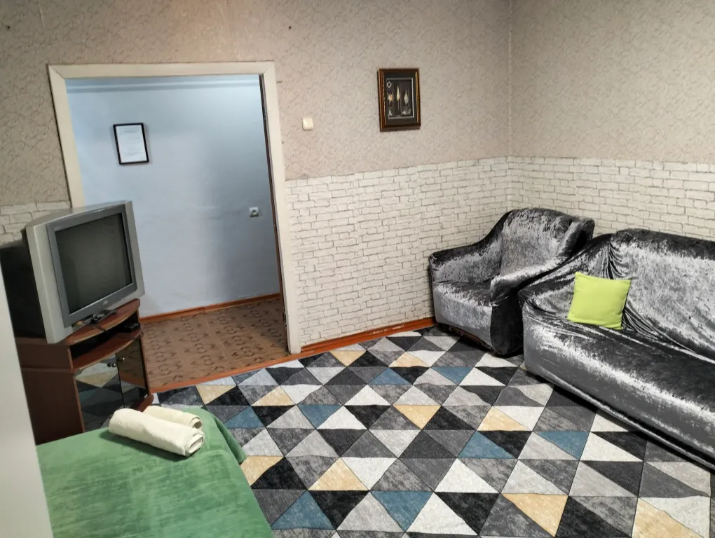 Трехкомнатная просторная квартира(7 гостей 5 спальных мест)