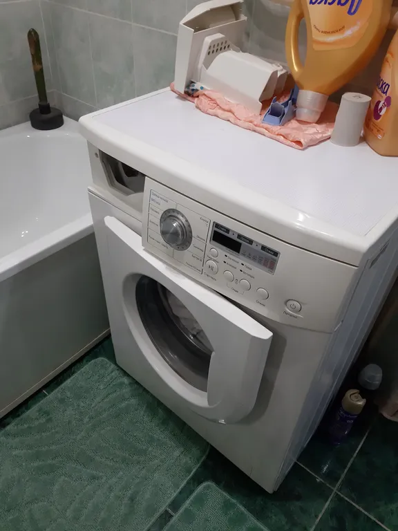 Квартира-студия двухкомнатная в центре города с видом на набережную