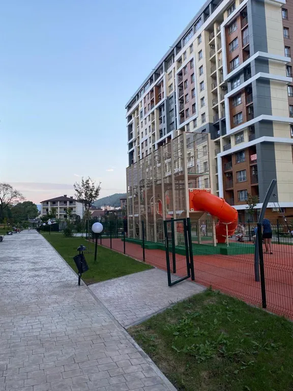 Солнечная квартира на первой береговой