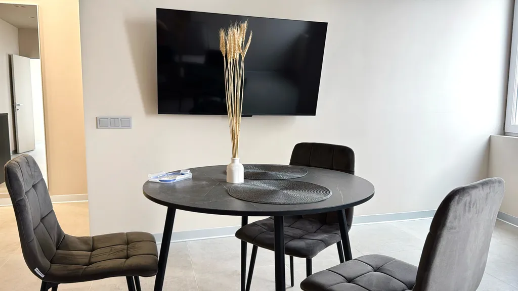 Апартмент с видом на Волгу и мост