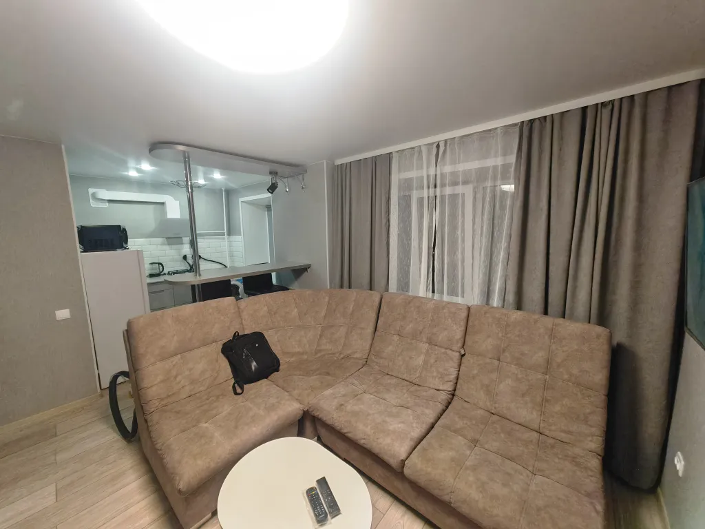 Уютная, тёплая, светлая студия в центре города