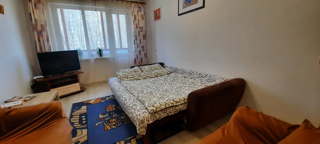 2-х комнатная квартира возле ж/д вокзала