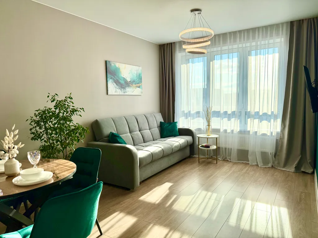 Просторная двухкомнатная квартира в жк Новатор