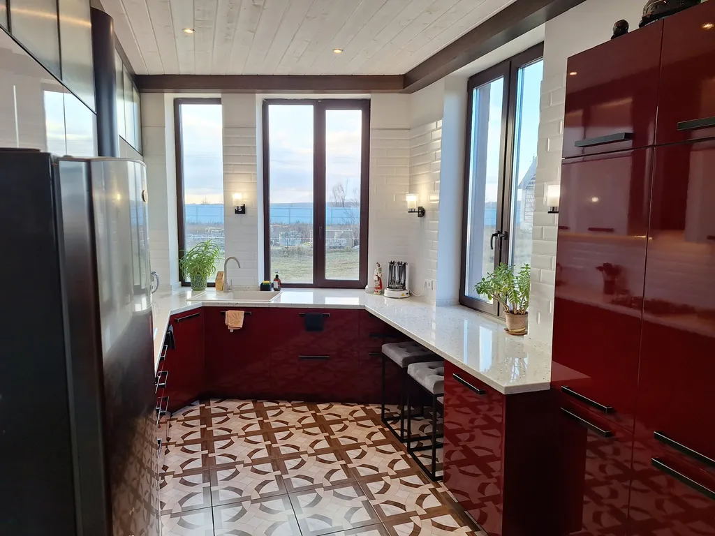 Дом на Набережной