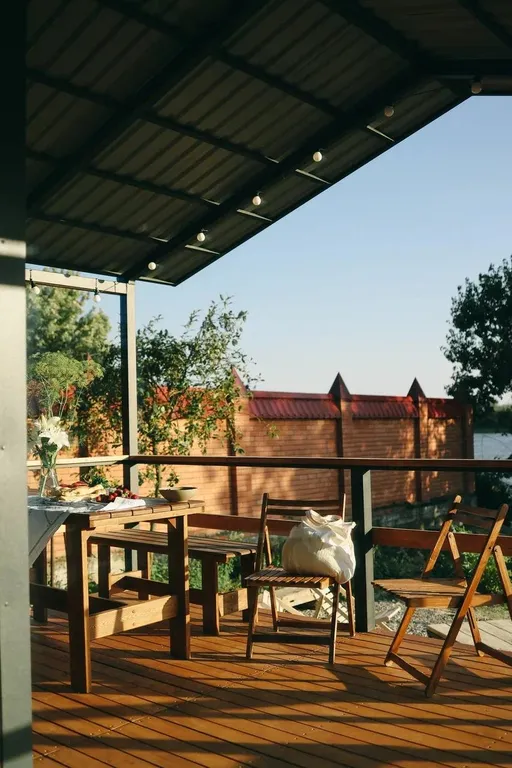 Дача Демьяна на берегу Волги