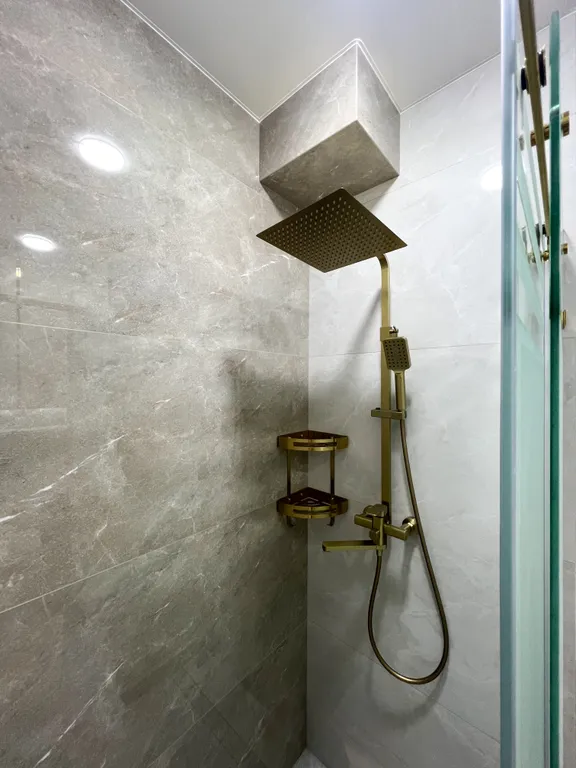 Уютная дизайнерская студия на 16 этаже в ЖК Modera Towers