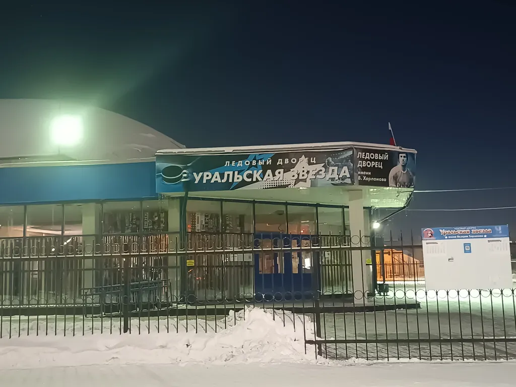 Большая, тёплая, уютная квартира с отдельной кухней в тихом районе