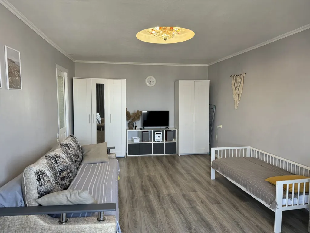 Квартира Квартира с видом на море и горы в 15 минутах до пляжа — Геленджик