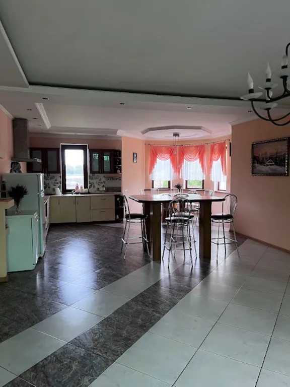 4-комнатный Дом