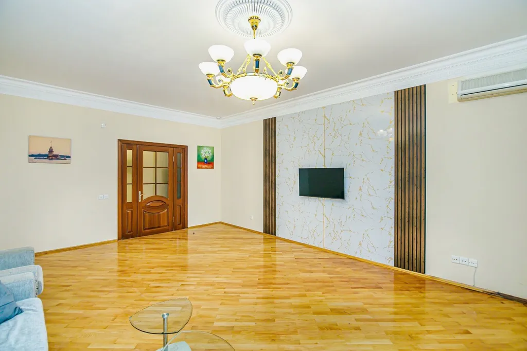 Квартира в центре с видом на море