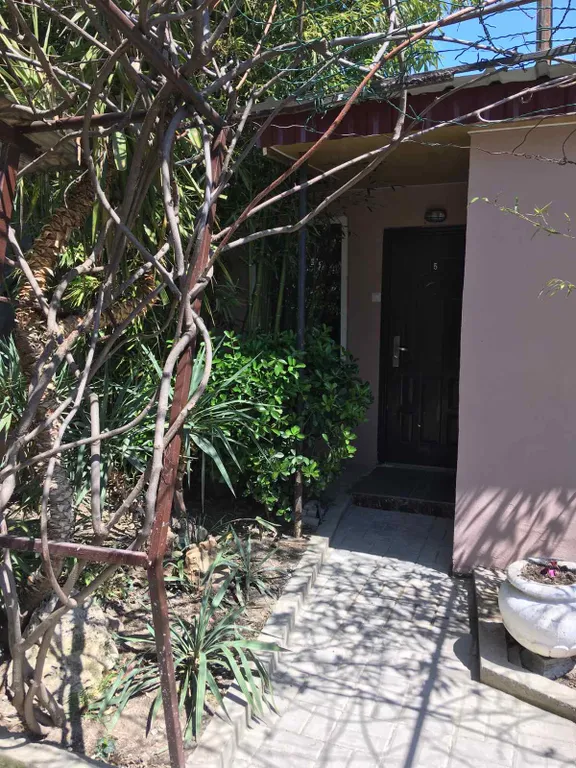 Частный сектор с отдельным входом