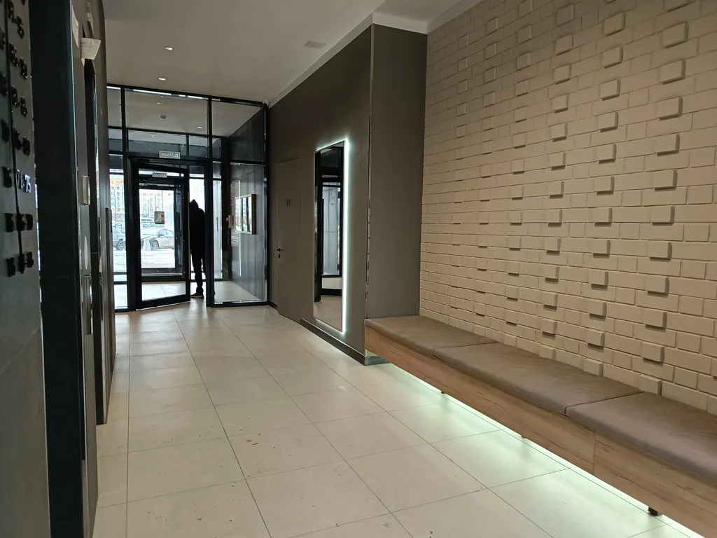 Loft-Корней, Нейро, Кристалл квартира