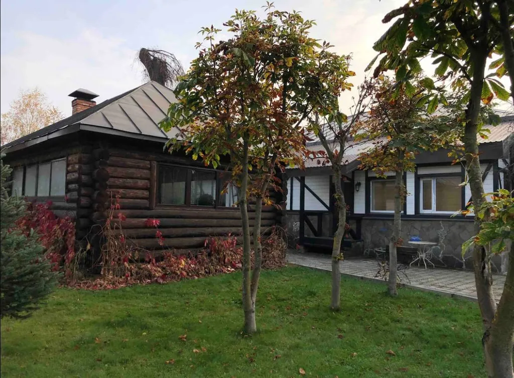 Уютный загородный дом с баней и бассейном