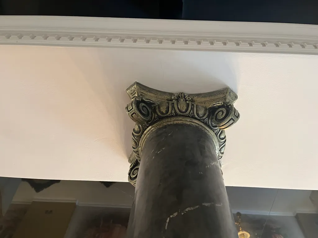 Уютный дом с бассейном, сауной и камином