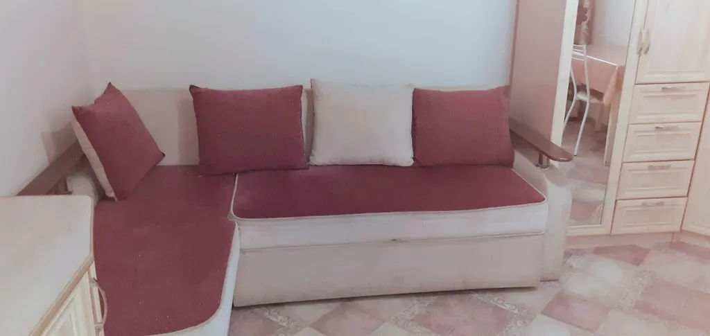 Уютный домик в самом центре города курорта