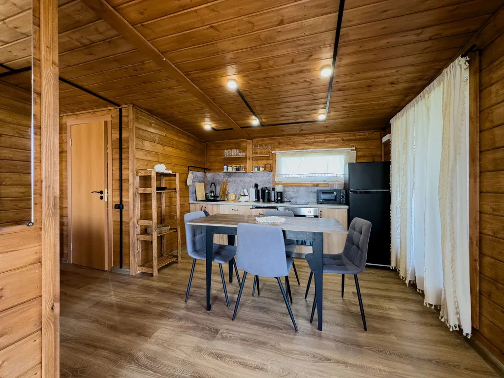 Коттедж Домик 115 кв с баней в заповедном лесу — Истра