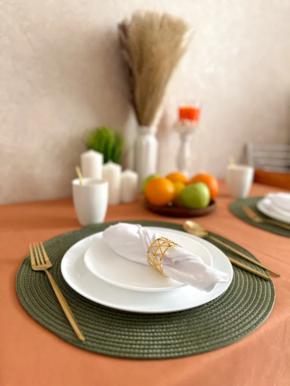 Большая парковка Рядом магазины, остановка, диагностический центр