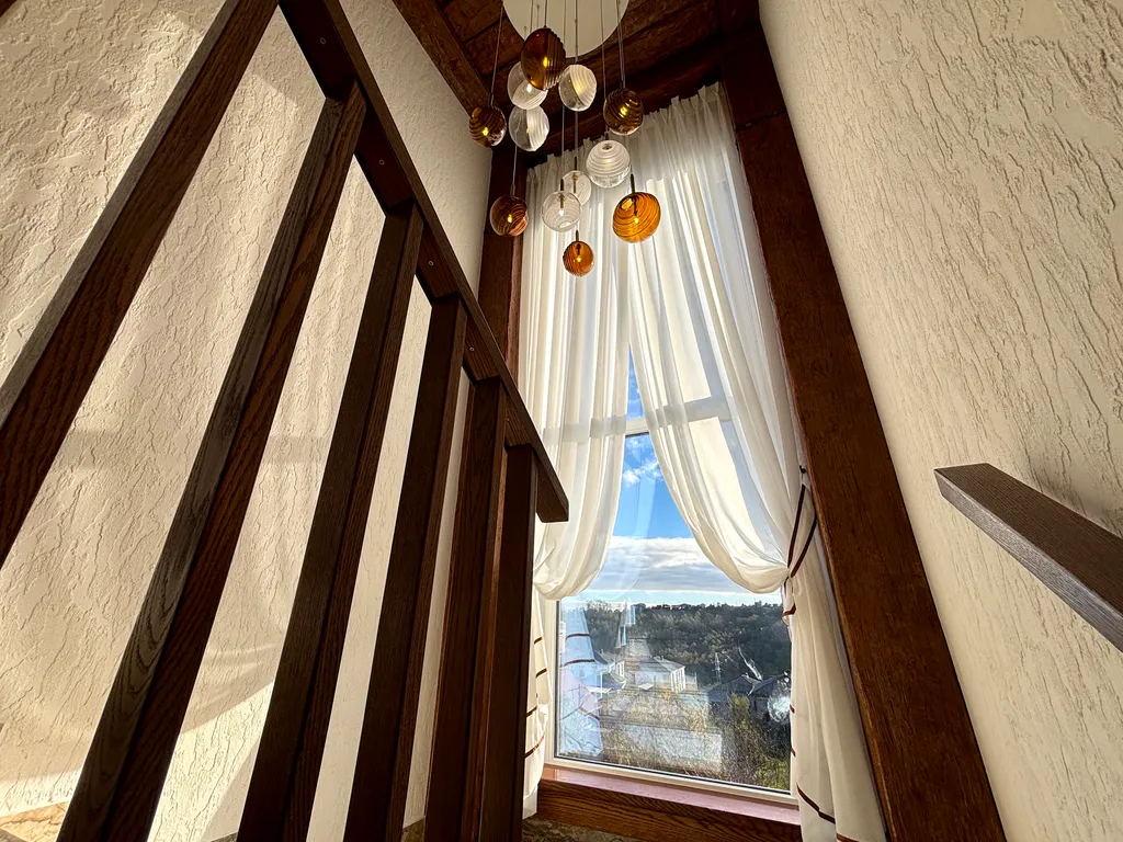 Шале Tech с подогреваемым бассейном и 4 спальнями