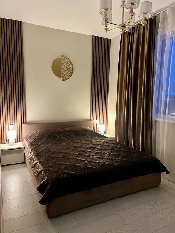 Коттедж недалеко от озера с двумя спальнями и сауной