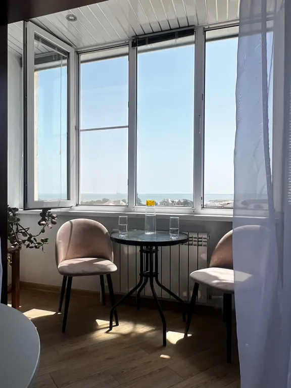 С видом на море