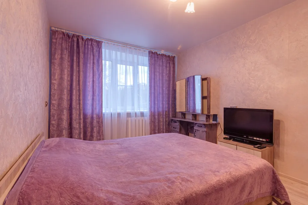 Двухкомнатная квартира рядом с центром города, 2 кровати. — аренда посуточно в Вологда