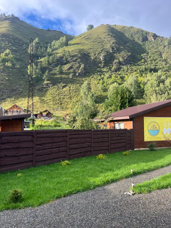 Трёхкомнатный дом с видом на гору