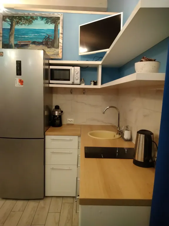 Дом усадьбы Александровские Горы на берегу озера Кривое