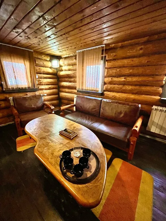 Этно-юрта в усадьбе Золотой лев