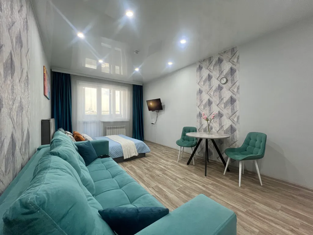 Уютная студия на Смолина в центре, не берем оплату за финальную уборку