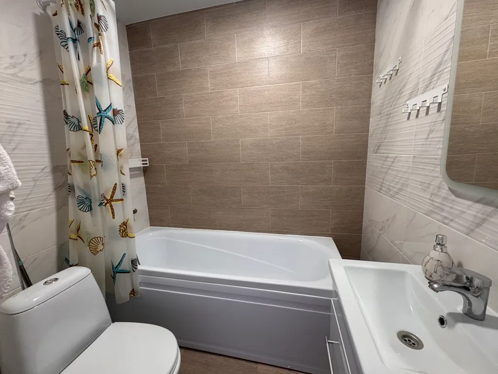 Студия с видом на бассейны