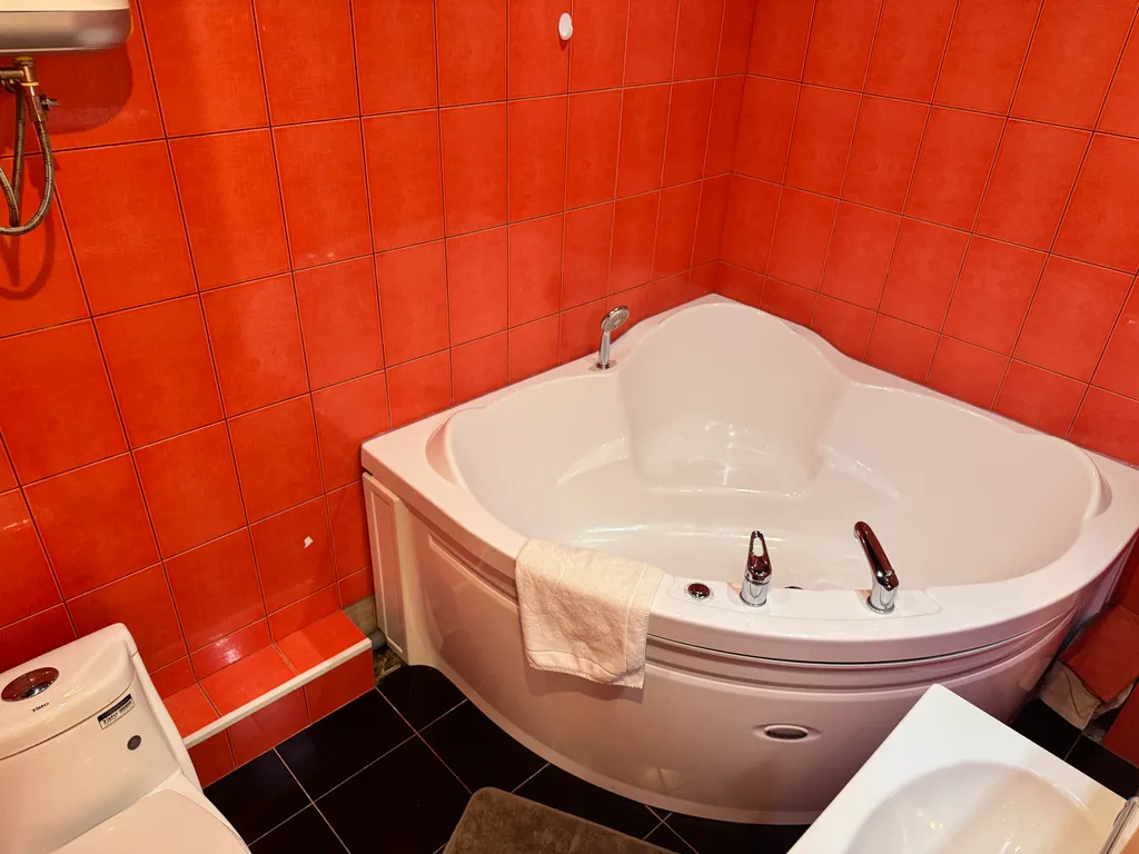 Просторная квартира с видом на Китай на самой набережной