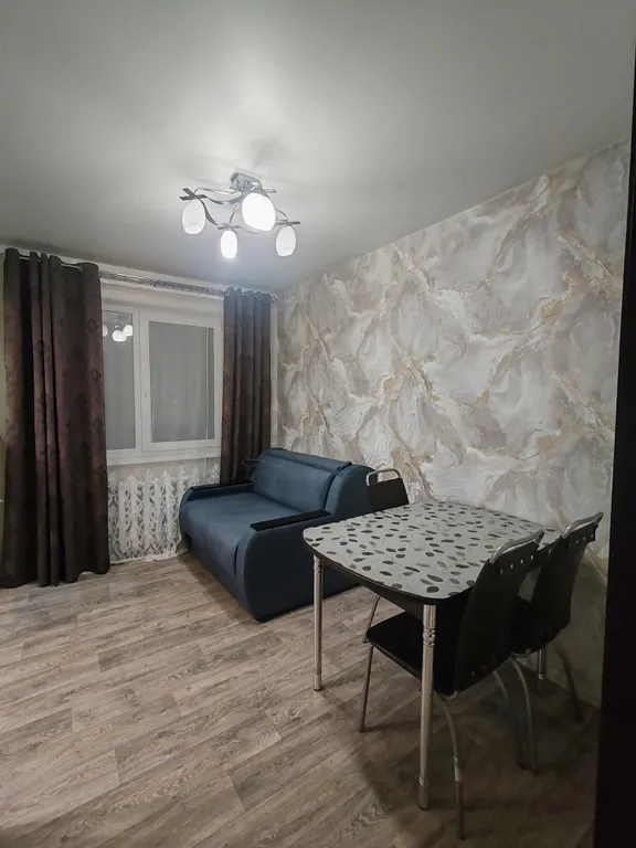 2-комнатная квартира в центре г. Тулун, рядом с федеральной трассой