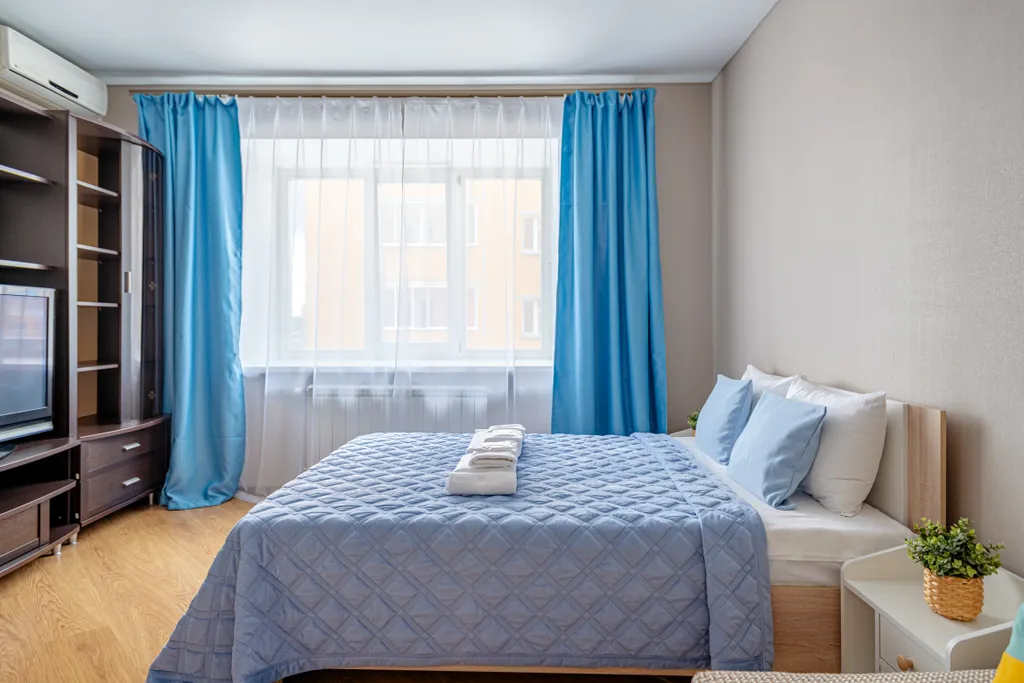 Просторная на заливе с панорамными окнами, кондиционер, 2 TV