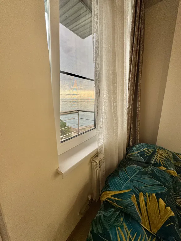 Солнечная квартира с видом на море