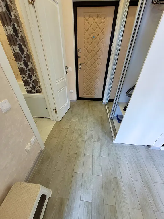 Квартира с видом и балконом