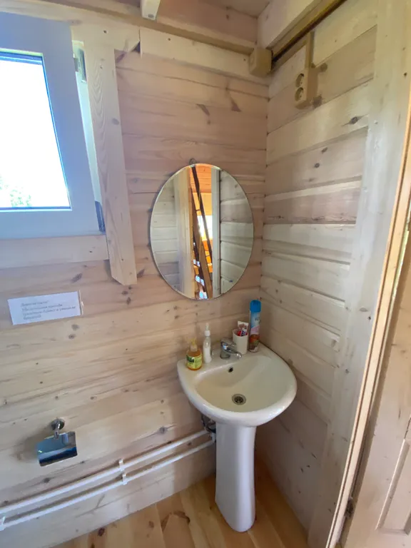 Коттедж на берегу озера