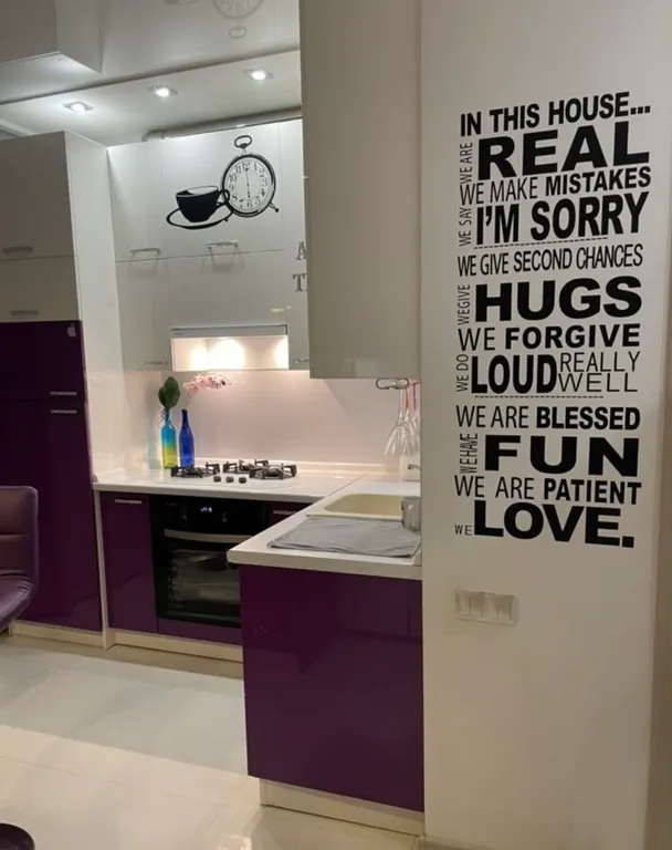 Студия с дизайн-интерьером Алиса