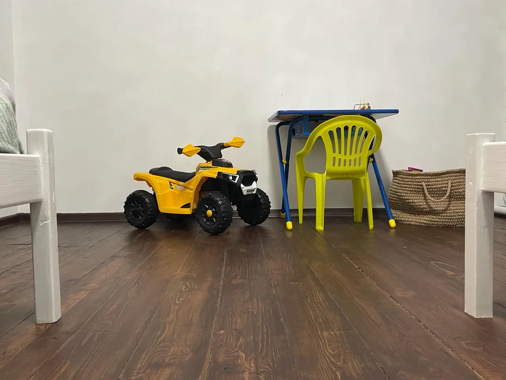 Благоустроенный просторный коттедж с видом на горы для большой компани