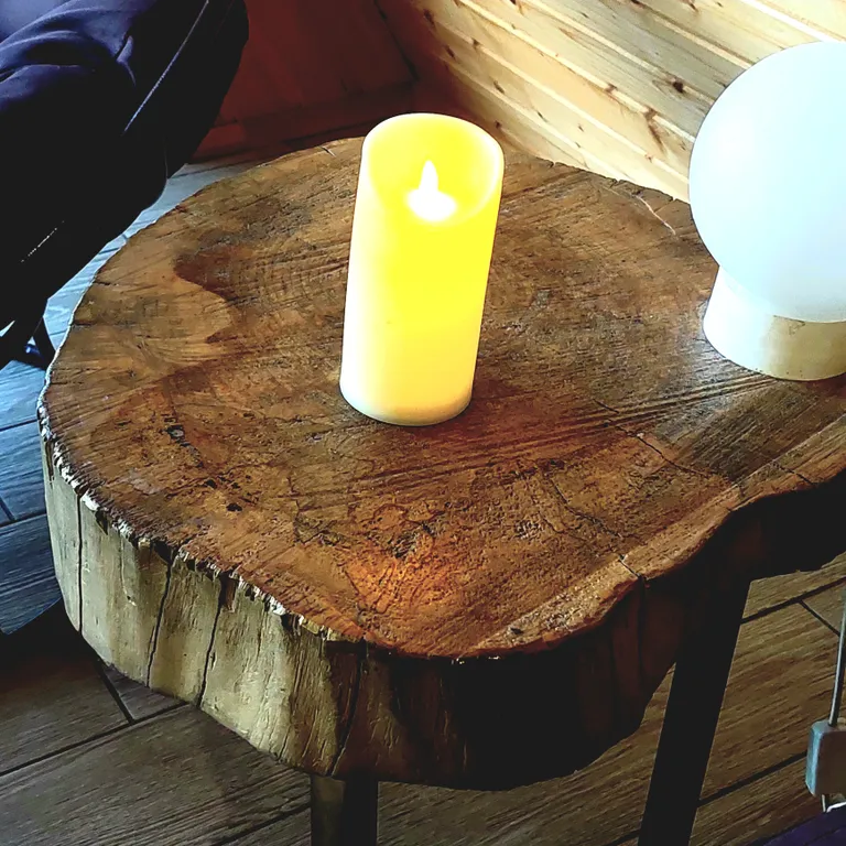 Домик а-фрейм на Марсе