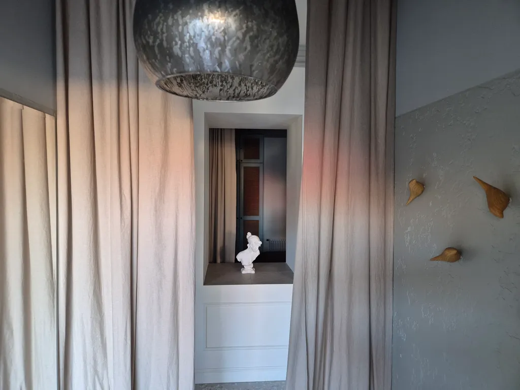 Дом в Кисловодске с авторскими интерьерами на стыке курорта и природы