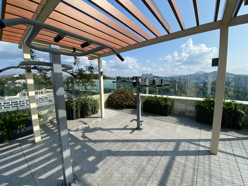 Квартира с видом на море и дизайнерским ремонтом в ЖК Метрополь