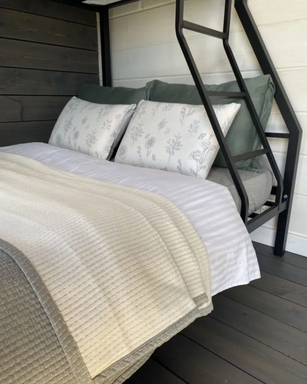 Дом в деревне с городским комфортом и русской баней